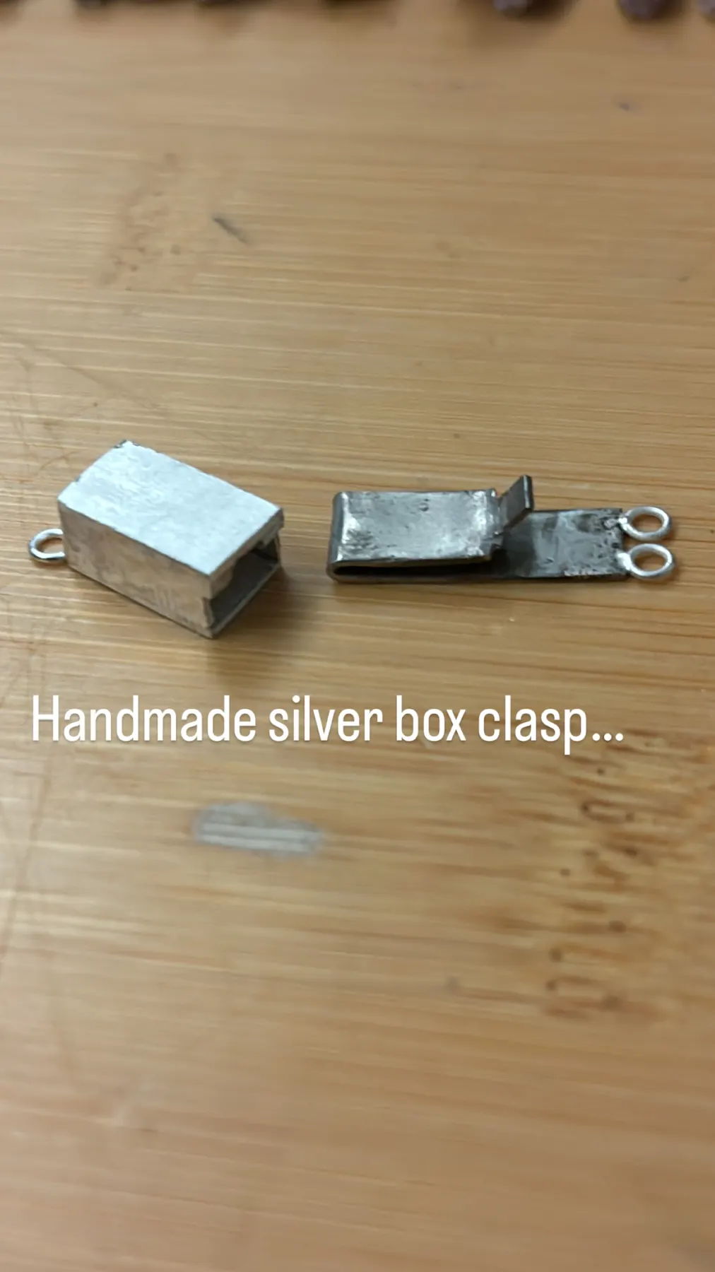 Box Clasp Eg
